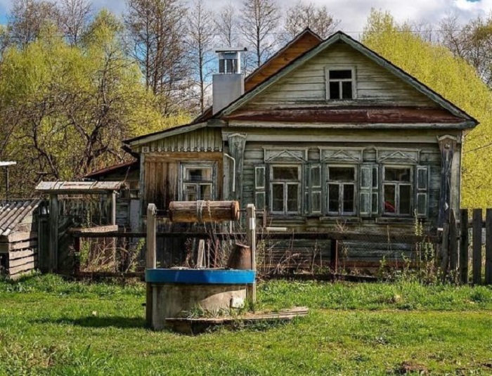 Главный «бытовой» источник воды в русской деревне.