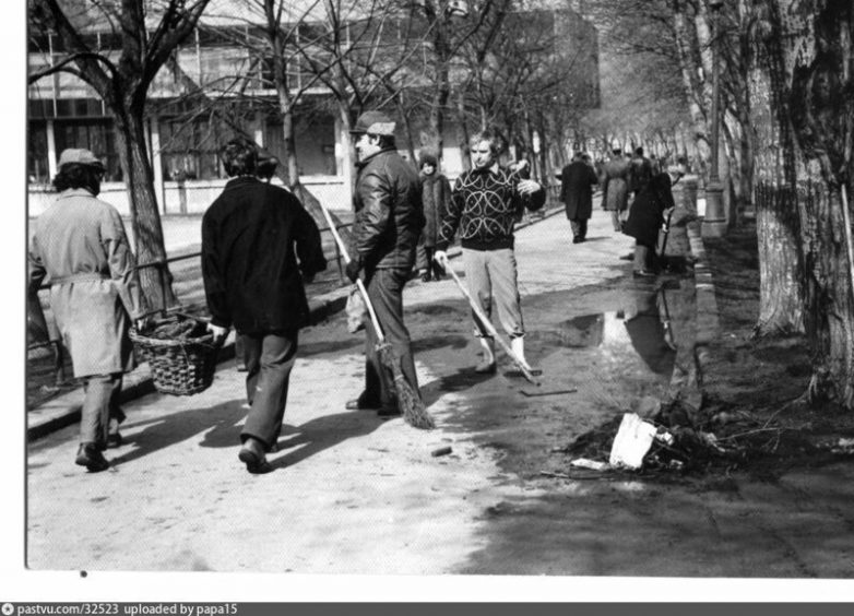 Вспоминая советские субботники 