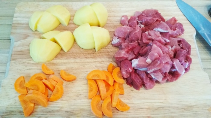 Мясо с овощами в горшочке под хлебной крышкой Рецепт, Горшочки, Рагу, Длиннопост