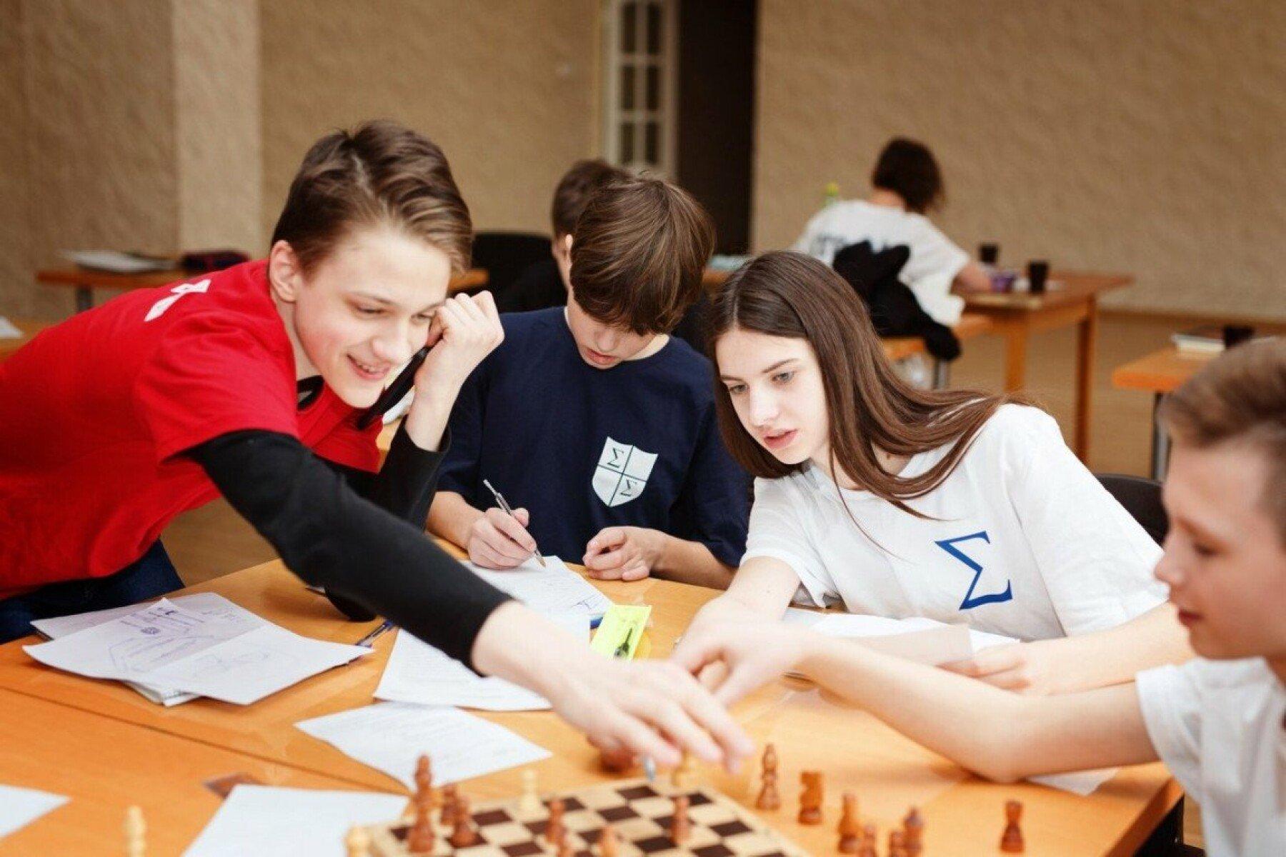 Летние лагери для подростков: 15 вариантов, где детям старше 12 лет не будет скучно летАдрес, лагеря, днейСтоимость, территории, питание, лагере, предоставляют, 5разовое, спортивные, занятия, свежем, воздухе, проживают, бассейн, Московская, творческие, также, санузлом, площадки, несколько