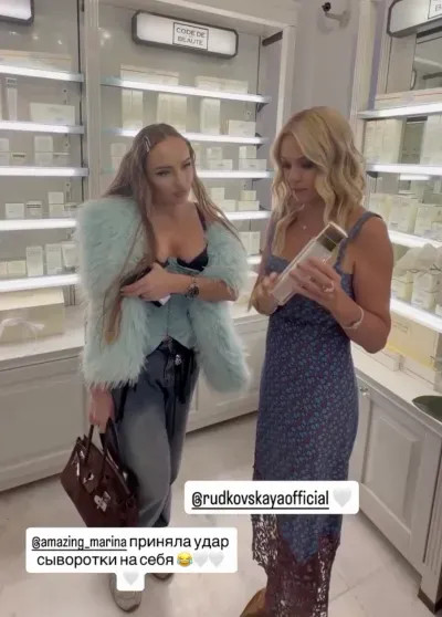 Евгения Медведева, Виктория Шелягова, Юлия Барановская посетили открытие корнера Яны Рудковской в ГУМе Плющенко, Рудковская, РудковскаяЯна, Шелягова, Рудковской, БарановскаяЯна, Владислав, только, Виктория, Медведева, Евгения, отцом, бренда, замужем, Ермак, рассказам, ранее, фигуриста, самого, слухов