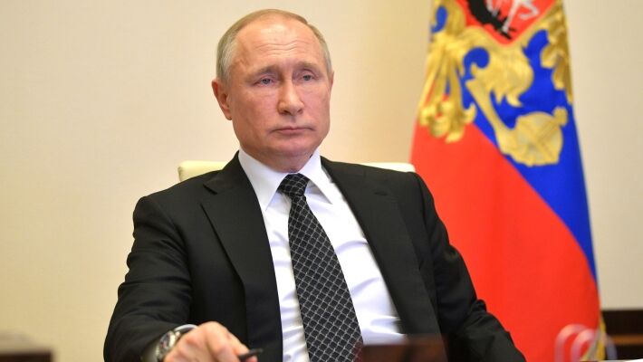 Путин поручил правительству усилить надзор а соблюдением трудовых прав россиян