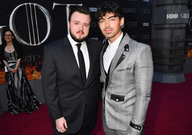 Кит Харингтон, Роуз Лесли, Софи Тернер, Эмилия Кларк и другие на премьере восьмого сезона "Игры престолов" Кит Харингтон, Роуз Лесли, Софи Тернер, Эмилия Кларк и другие на премьере восьмого сезона "Игры престолов" Звезды,Красная дорожка