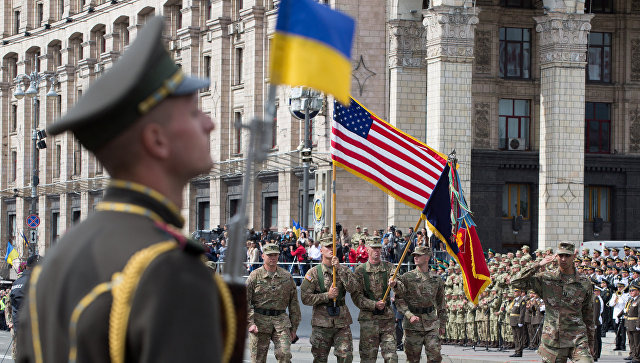 Военнослужащие стран НАТО на параде в честь Дня независимости в Киеве. Архивное фото