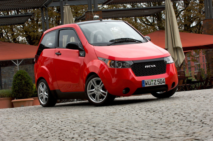 Новые индийские электромобили: Reva NXR и NXG.