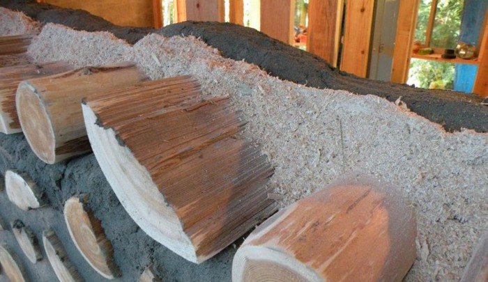 Строительство домов из дров и глины любопытное