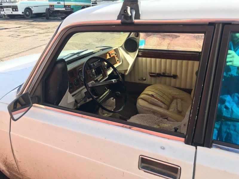 Ужасные примеры установки автоакустики авто, автозвук, автотюнинг, акустика, ваз, колхоз, музыка, тюнинг