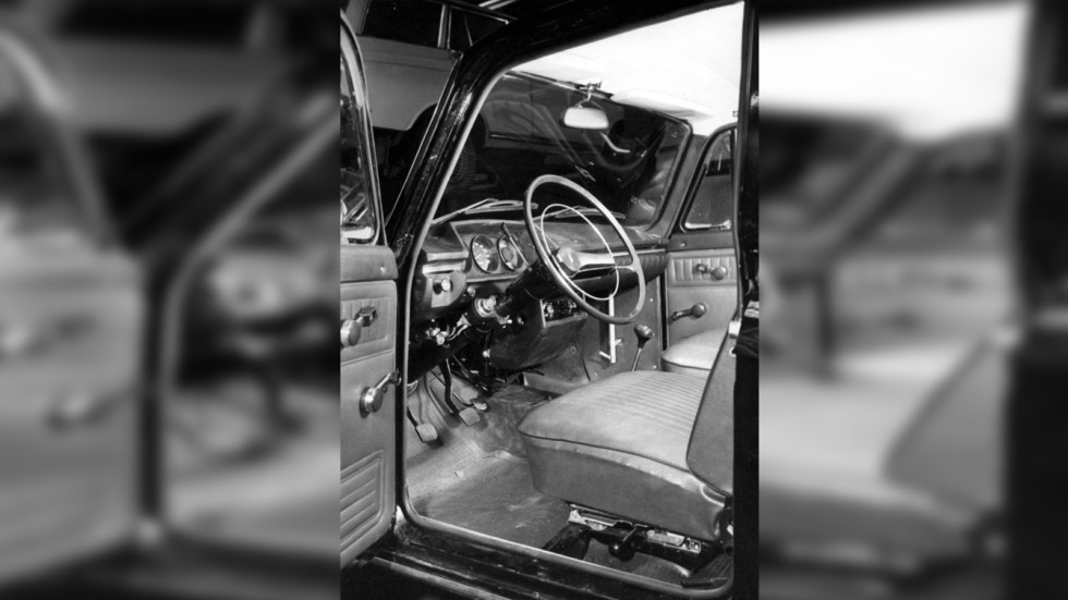 Брат ты мне или не брат: из-за чего началось противостояние АЗЛК и ИЖ Брат ты мне или не брат: из-за чего началось противостояние АЗЛК и ИЖ автомобили,история,СССР