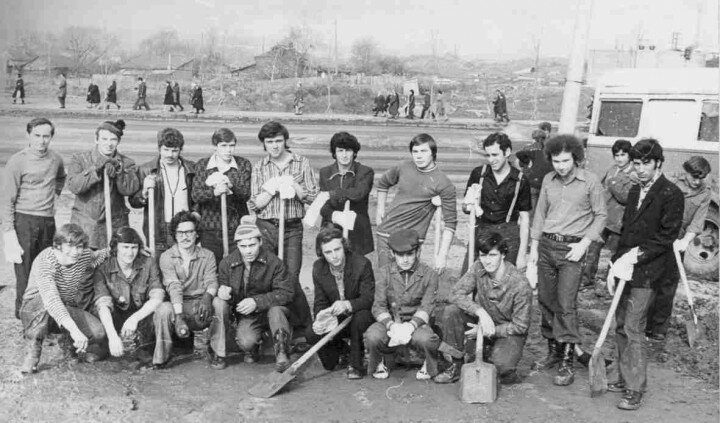 Вспоминая советские субботники 