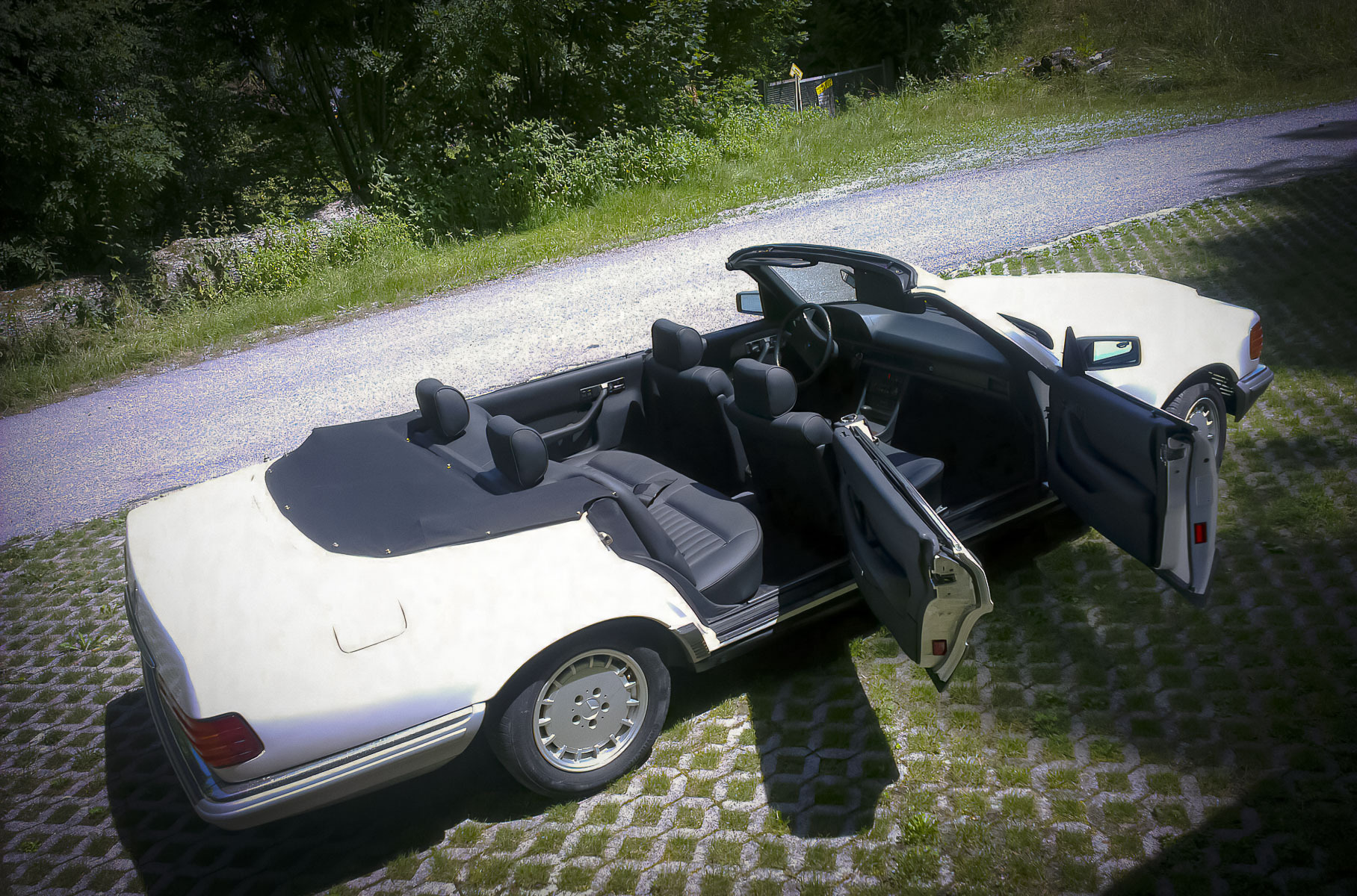 Уникальный четырехдверный кабриолет Mercedes-Benz продают за бесценок Уникальный четырехдверный кабриолет Mercedes-Benz продают за бесценок Новости