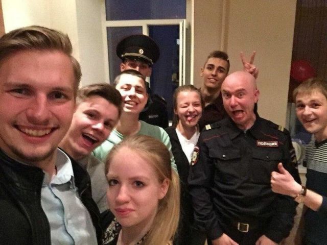 Фото со вписок современной молодежи