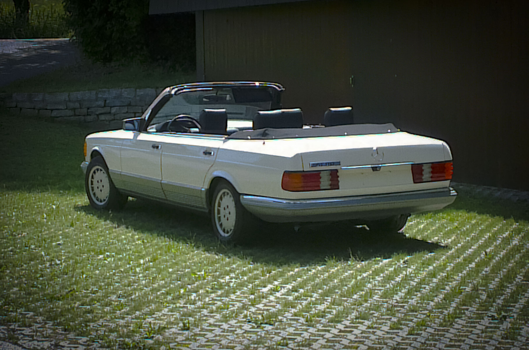 Уникальный четырехдверный кабриолет Mercedes-Benz продают за бесценок Уникальный четырехдверный кабриолет Mercedes-Benz продают за бесценок Новости