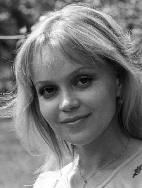 Трогательная Рита из фильма «... А зори здесь тихие» 49 лет спустя, бурная юность и зрелое счастье актрисы 