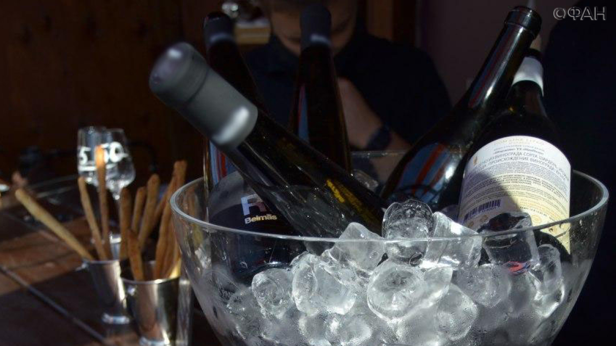 Обновленный винный гид России представили на WineFest-2020 в Севастополе
