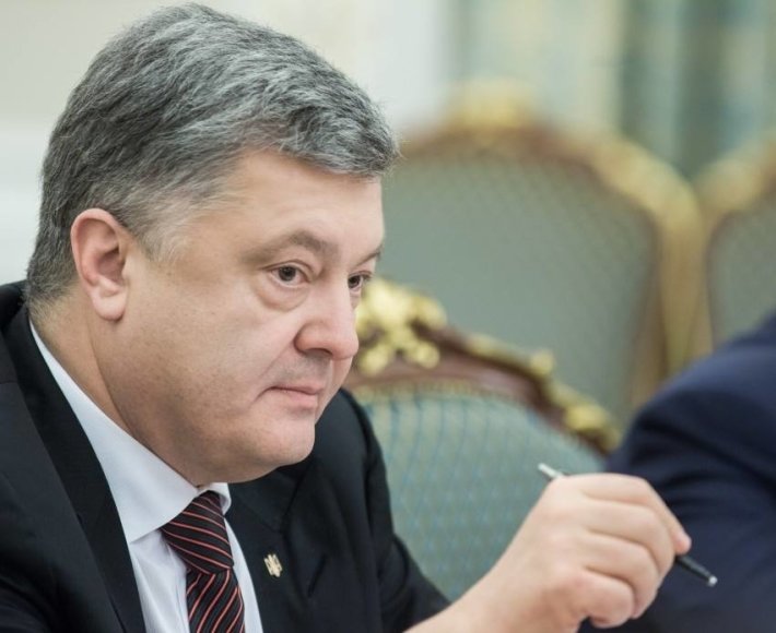 Порошенко сообщил, что Украина «переиграла» Россию