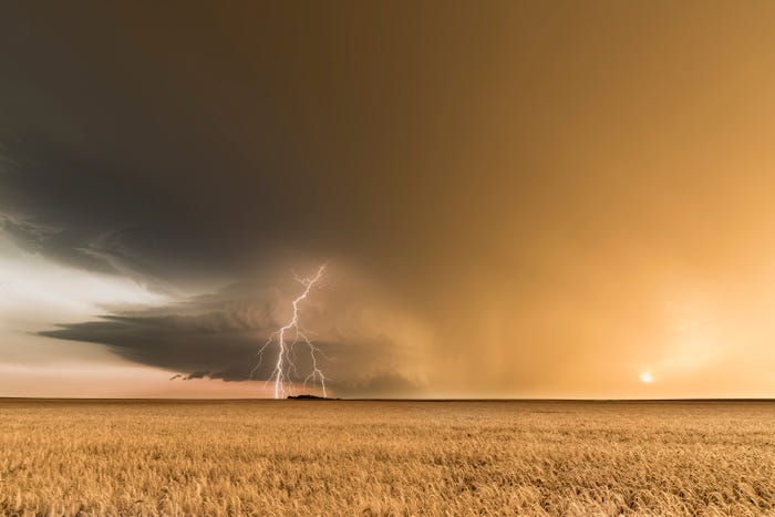 Фотограф провел годы, преследуя бури. Аллея Торнадо - его дом природа,торнадо,фотография