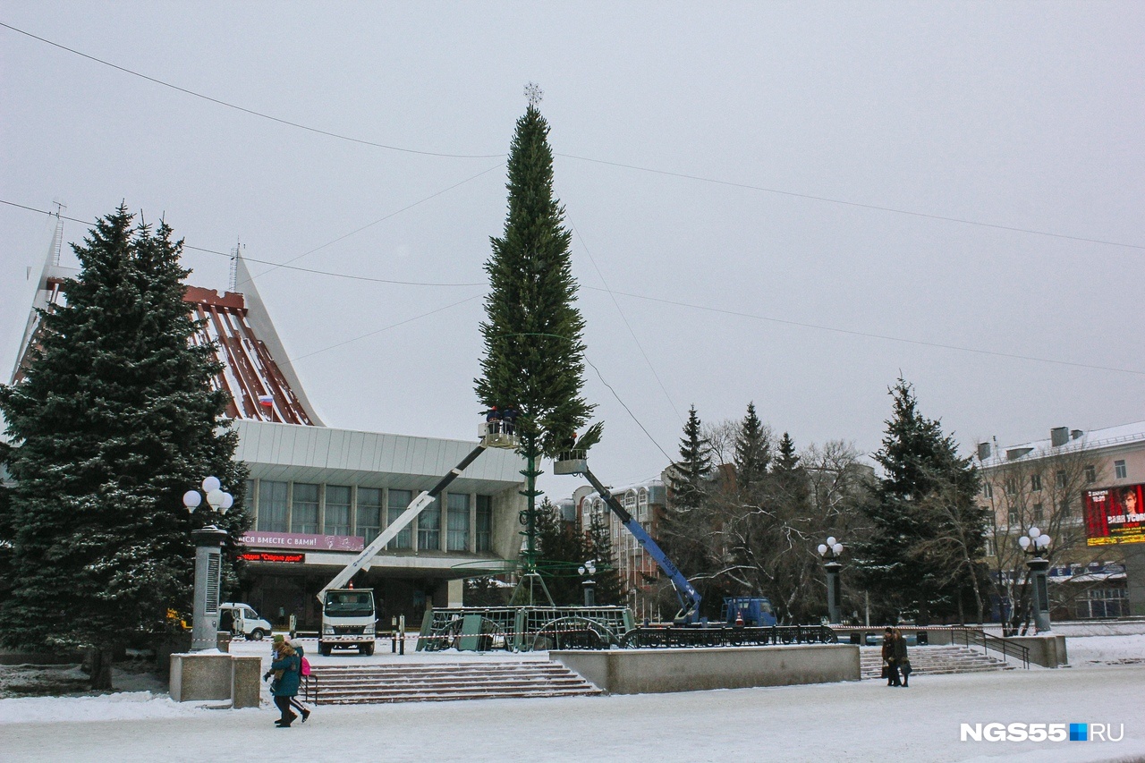 омск театральная площадь