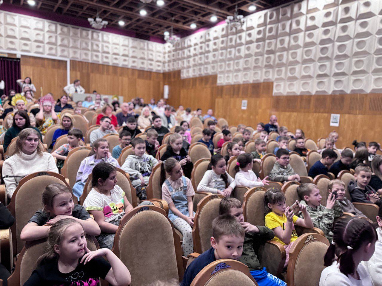 Юные актеры из Тверской области приняли участие в региональном фестивале школьных театров
