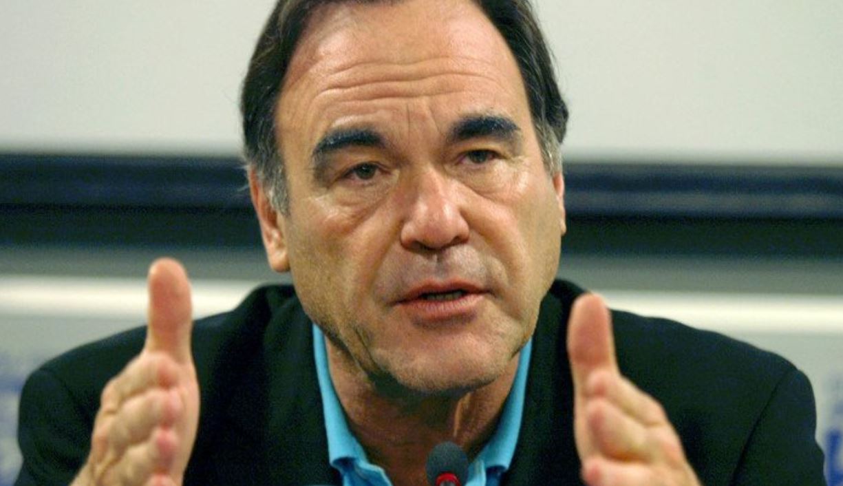 Оливер стоун режиссер. Оливер стоун сша. Оливер стоун о россии. Сша стоун. Оливер стоун, режиссёр (сша).