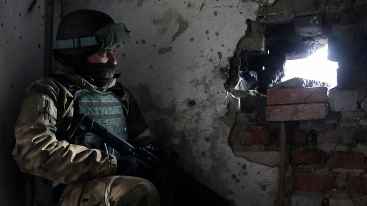 ВСУ ДЕЙСТВУЮТ ПО МЕТОДУ "ВАГНЕРА": БИТВА ЗА БАХМУТ, О КОТОРОЙ НЕ ПИШУТ В СВОДКАХ СВО