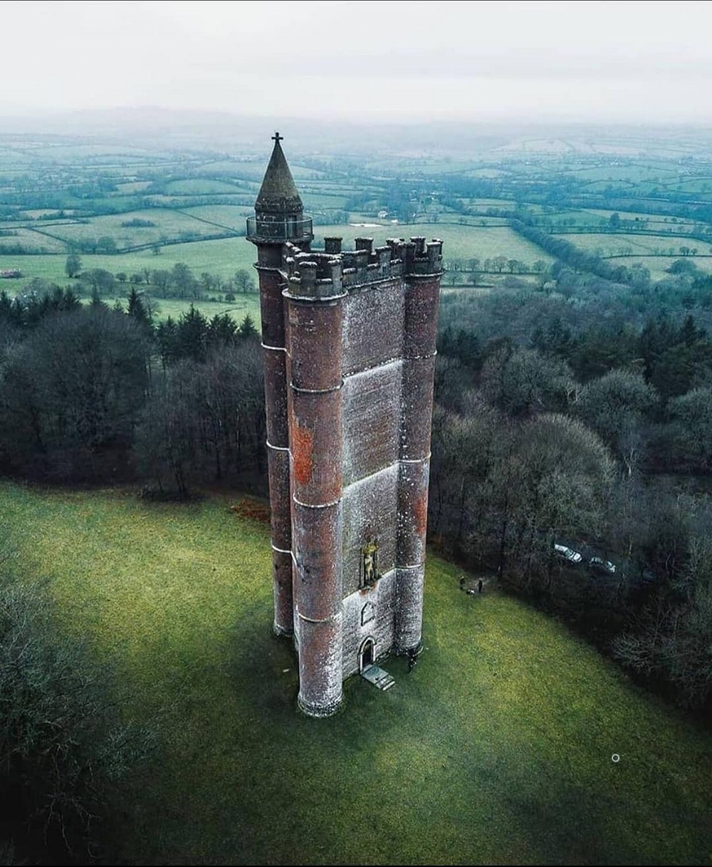 Захватывающие фотографии заброшенных мест заброшки,тревел-фото