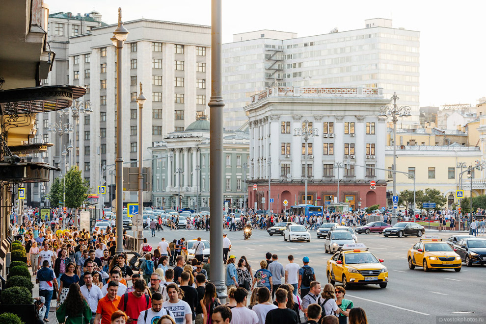 Прогулка по улицам футбольной Москвы