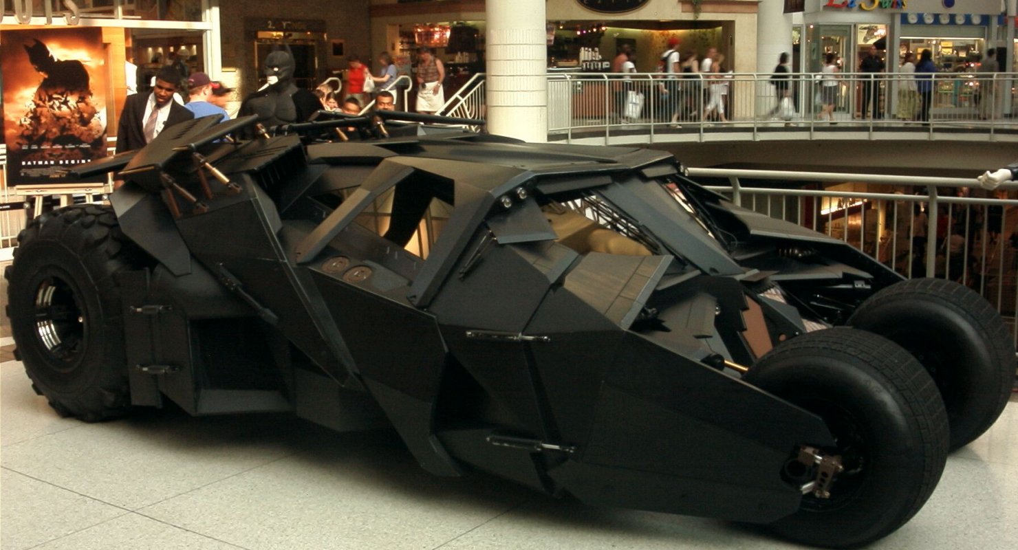 «Бэтмобиль» — самодельная модель из Казахстана