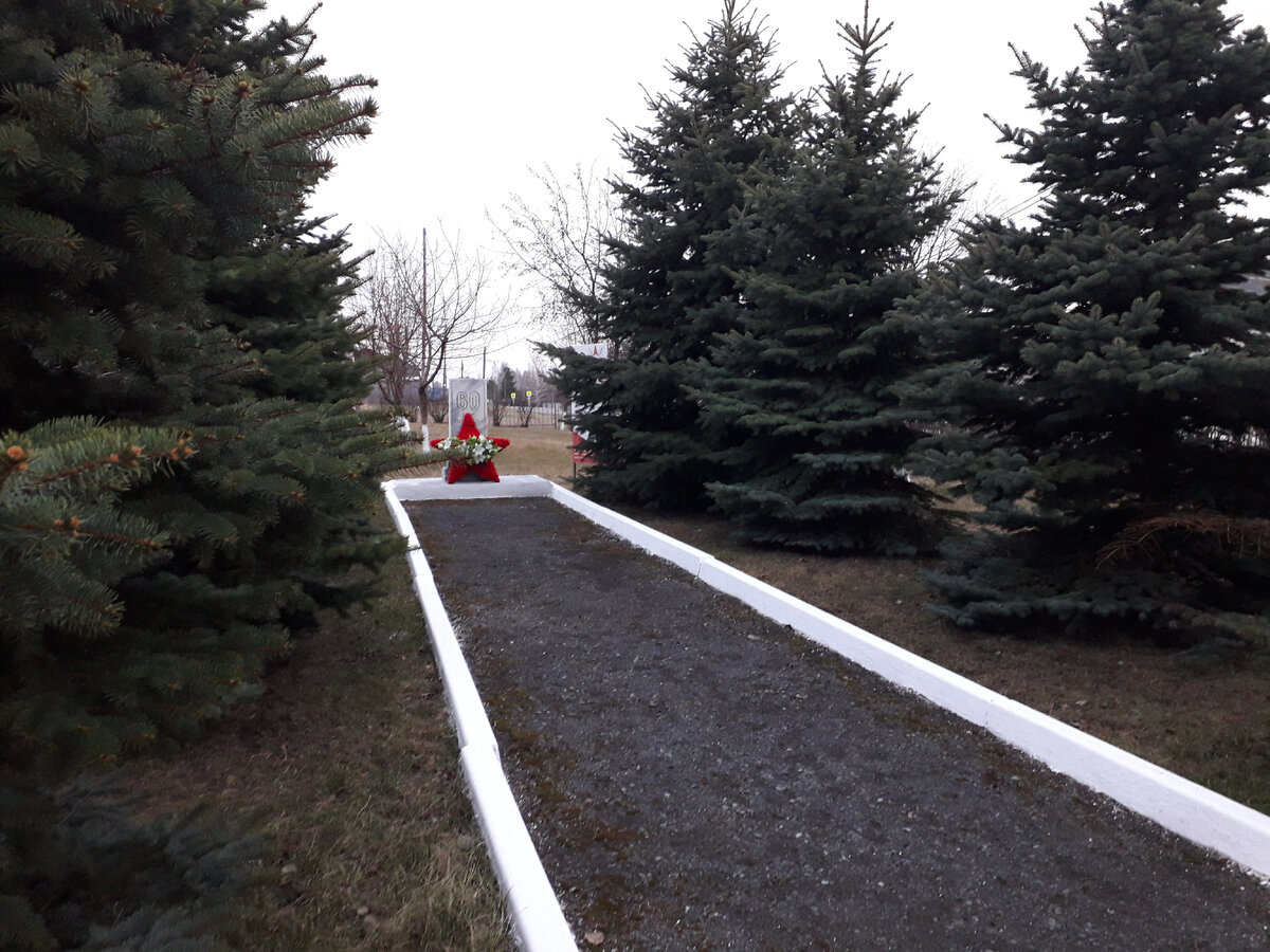 Есть ли бедность в селе Казаково, что за 2040 км от Москвы? общество