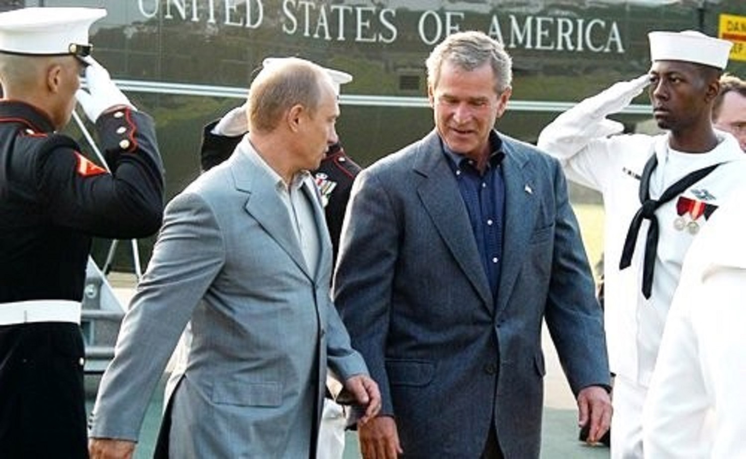 Буш и Путин Петергоф