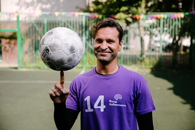 Елена Лядова, Надежда Михалкова, Константин Хабенский и другие на городском кинофестивале в Москве Светская жизнь