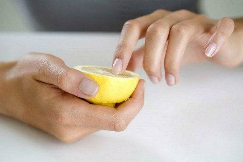 УЗЕЛОК НА ПАМЯТЬ. 30 интересных способов использования лимона УЗЕЛОК НА ПАМЯТЬ. 30 интересных способов использования лимона