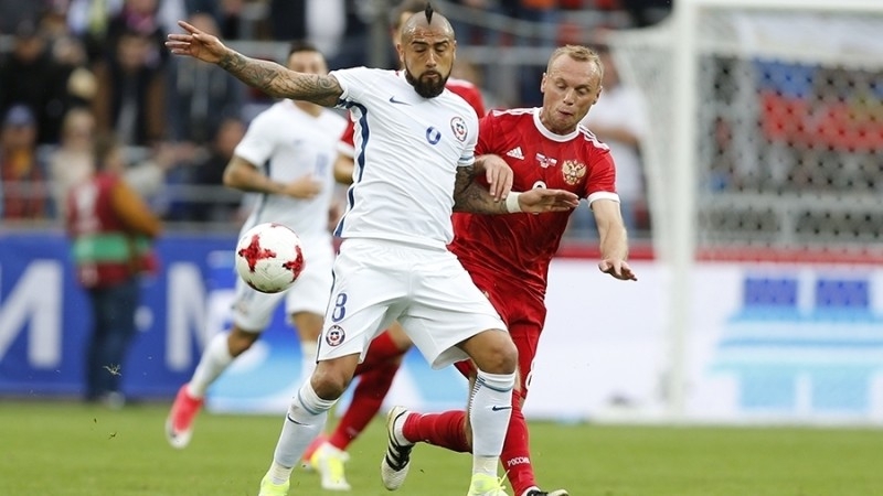 Сборную Чили по футболу накажут за визит парикмахера на Кубке Америки