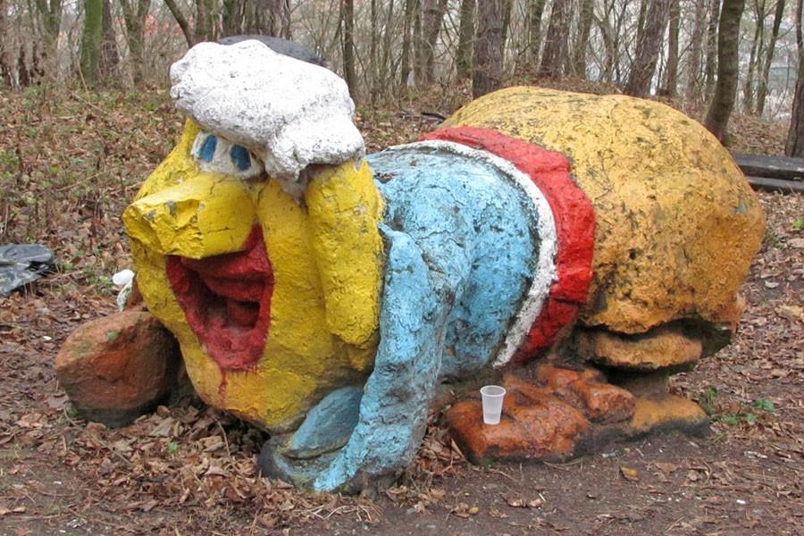 Суровый ЖКХ-арт Суровый ЖКХ-арт стрит-арт