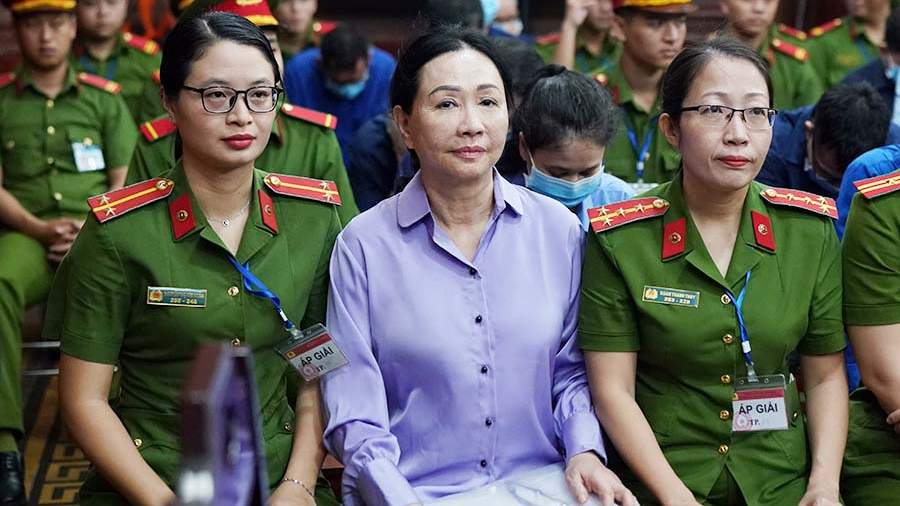 Организатору крупнейшей финансовой аферы Вьетнама запросили смертную казнь