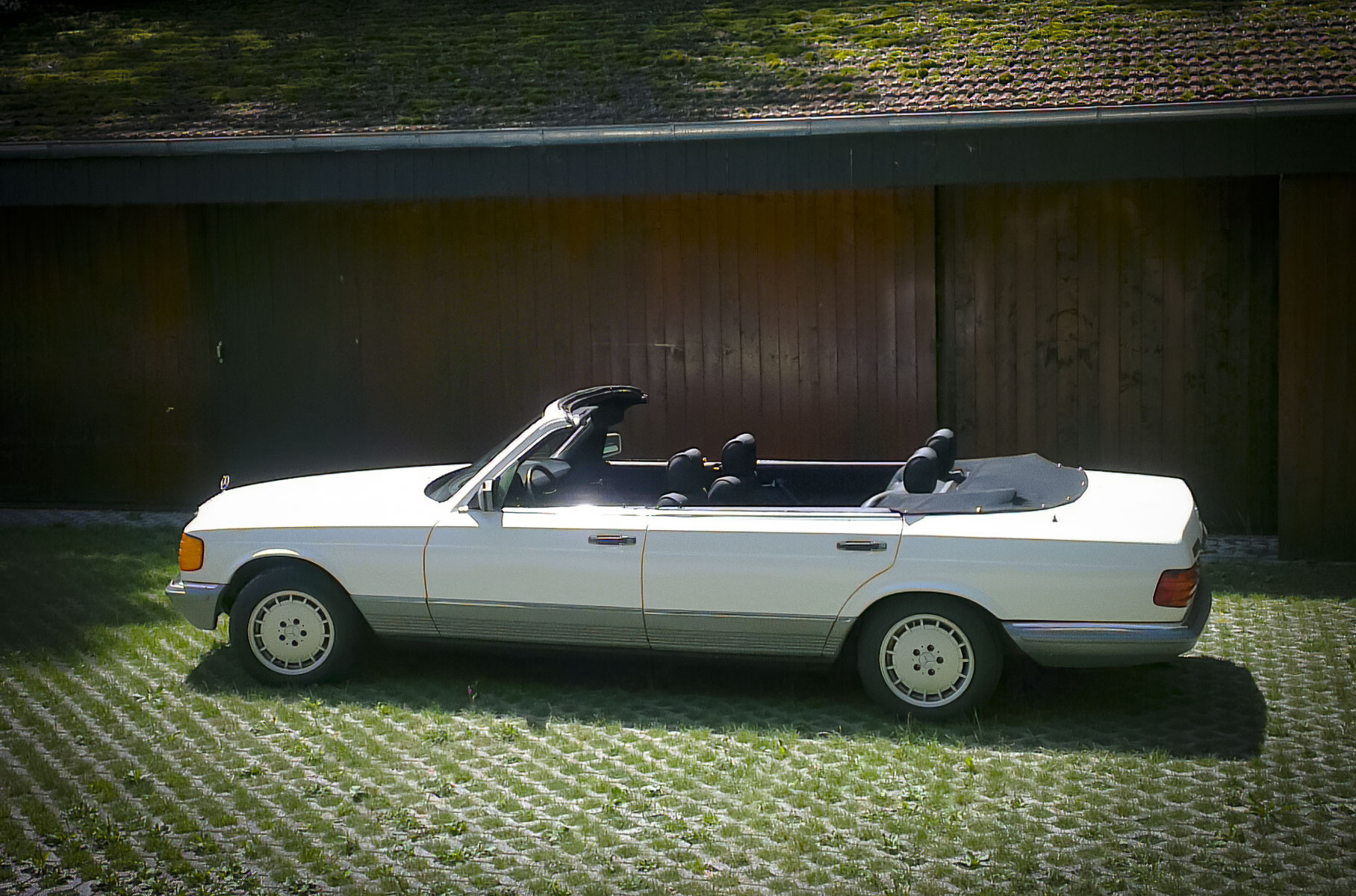 Уникальный четырехдверный кабриолет Mercedes-Benz продают за бесценок Уникальный четырехдверный кабриолет Mercedes-Benz продают за бесценок Новости