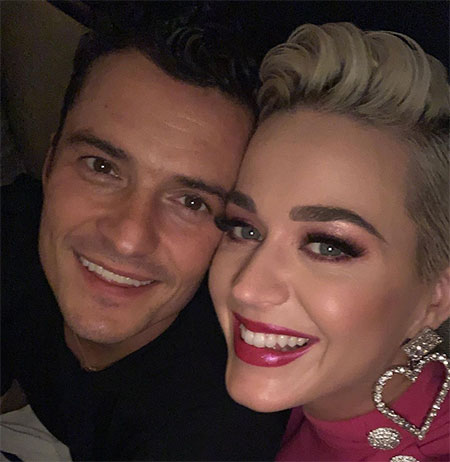 Кэти Перри показала личные снимки с Орландо Блумом по случаю его 44-летия Звезды,Новости о звездах