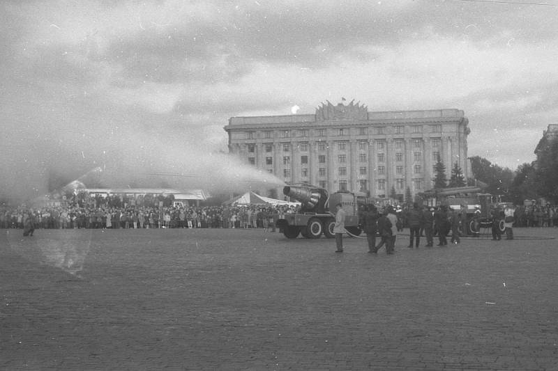 Танк и горящая скважина: история рождения машины Big Wing Танк и горящая скважина: история рождения машины Big Wing оружие