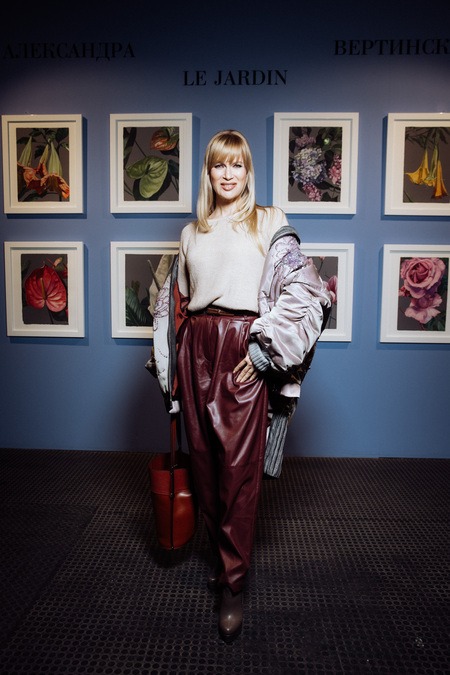 Зара, Алена Долецкая и другие на презентации художественного проекта в Москве Зара, Алена Долецкая и другие на презентации художественного проекта в Москве Звезды,Новости о звездах