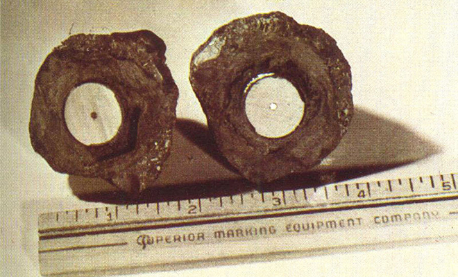 Артефакт из Косо: в камне возрастом миллионы лет в 1961 году нашли объект, похожий на свечу зажигания