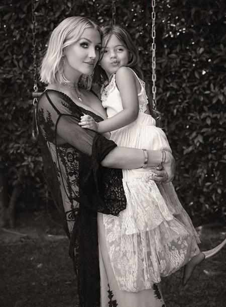 Эшли Симпсон родила третьего ребенка Эшли Симпсон родила третьего ребенка Дети,Дети знаменитостей