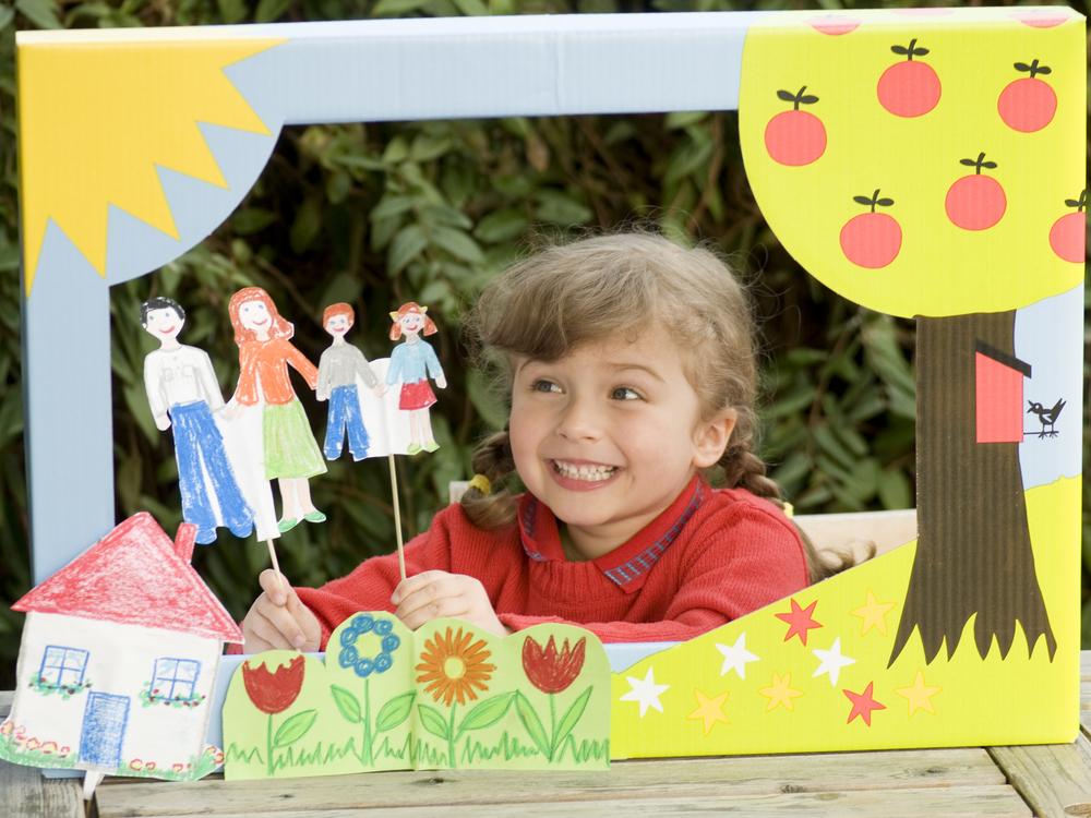 Домашний театр своими руками: 3 идеи, как весело провести время всей семьей можно, чтобы, героев, удобно, декорации, персонажей, использовать, сделать, может, своими, коробку, театр, ткани, кукол, середину, очень, фетровых, игрушки, вырежьте, детей