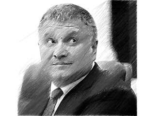 Хитрый план Авакова: выучу мову, пошью костюм с отливом и – в президенты!