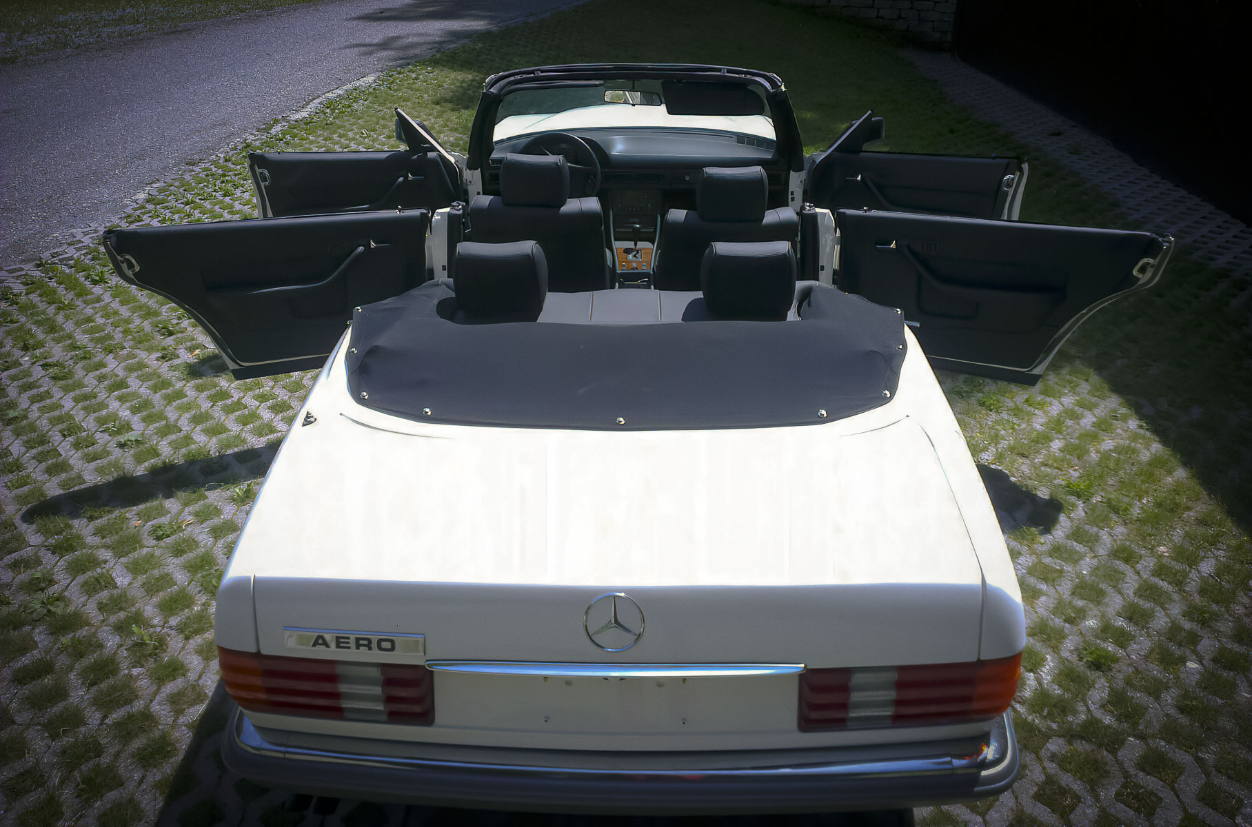 Уникальный четырехдверный кабриолет Mercedes-Benz продают за бесценок Уникальный четырехдверный кабриолет Mercedes-Benz продают за бесценок Новости