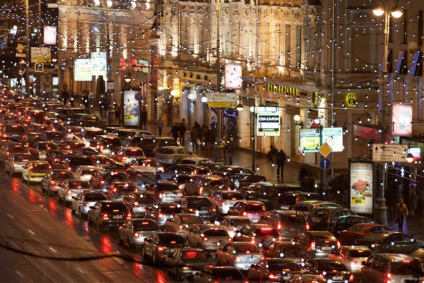 Почему в России так много автомобилей?