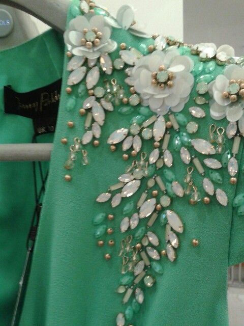 Декор одежды своими руками - превращаемся из Золушки в принцессу! декор