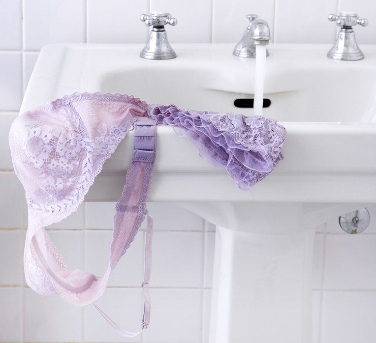 10 причин добавлять уксус во время стирки домоводство