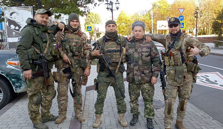 ЗАЩИТНИКИ РУССКОГО ОТЕЧЕСТВА: ДВЕ ИСТОРИИ ПРОСТЫХ ВОИНОВ ЗАЩИТНИКИ РУССКОГО ОТЕЧЕСТВА: ДВЕ ИСТОРИИ ПРОСТЫХ ВОИНОВ армия,россия