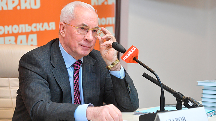 Николай Азаров: По Донбассу готовят удар, но войны можно избежать Николай Азаров: По Донбассу готовят удар, но войны можно избежать украина