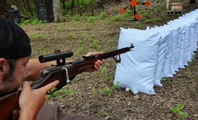 Сколько подушек пробьет винтовка Мосина: съемка выстрела на видео