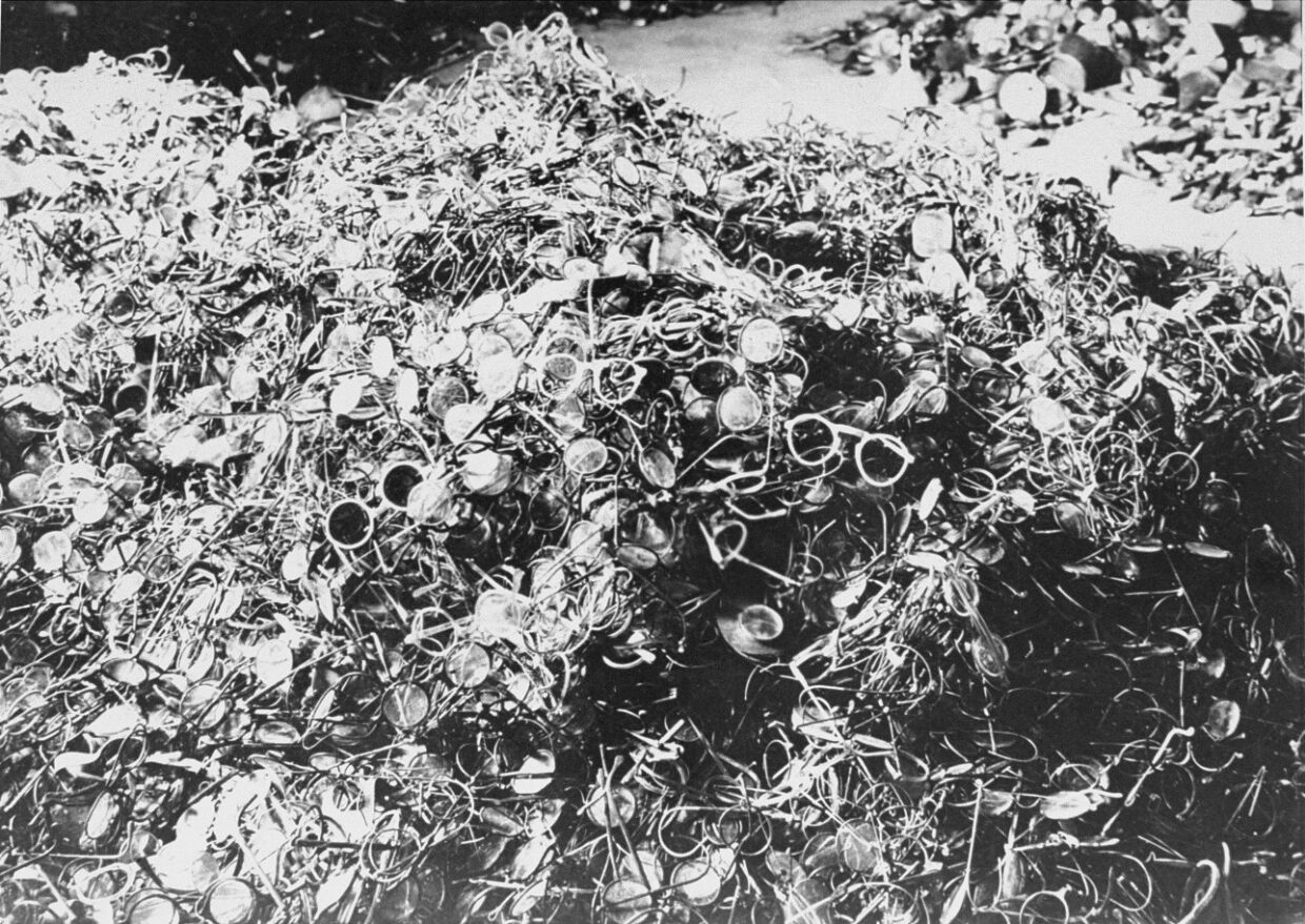 Очки убитых в Освенциме
